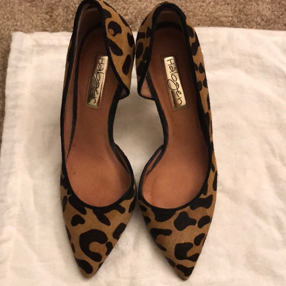 Shoes - Picture 2 of 4